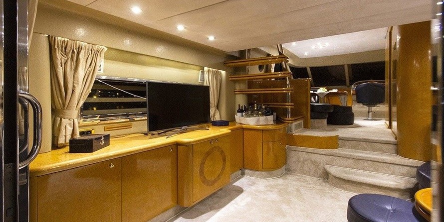 Fairline Squadron 65