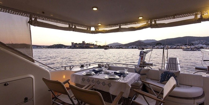 Fairline Squadron 65