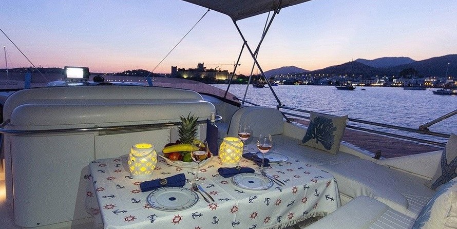 Fairline Squadron 65
