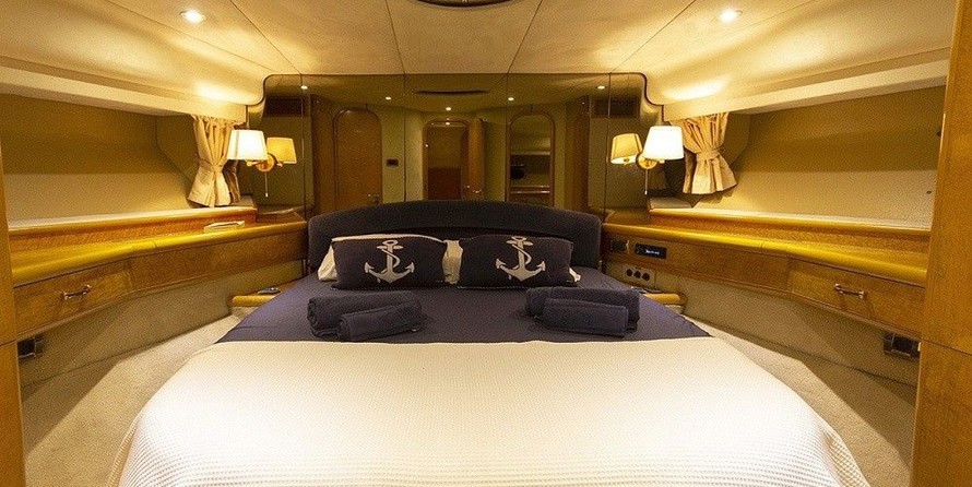 Fairline Squadron 65