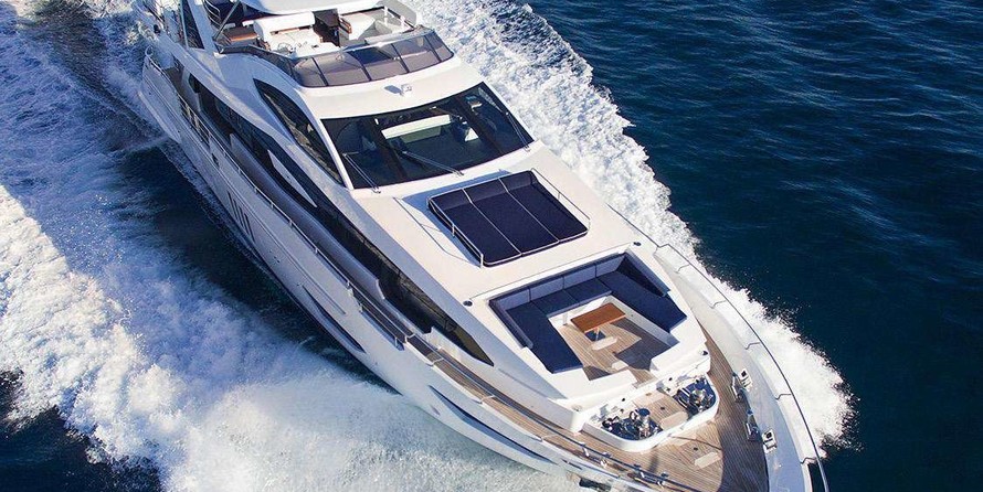 Azimut Grande 30 METRI