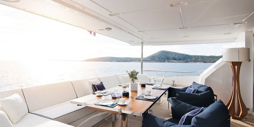 Azimut Grande 30 METRI