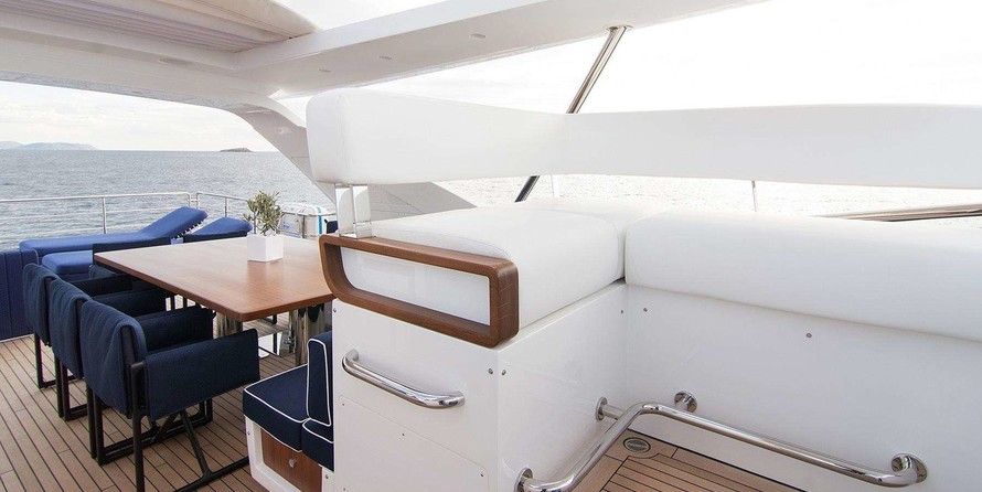 Azimut Grande 30 METRI