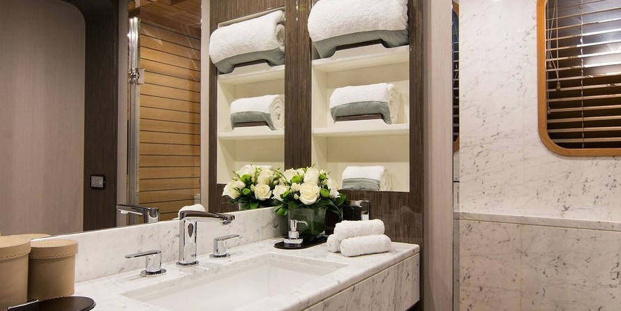 Azimut Grande 30 METRI