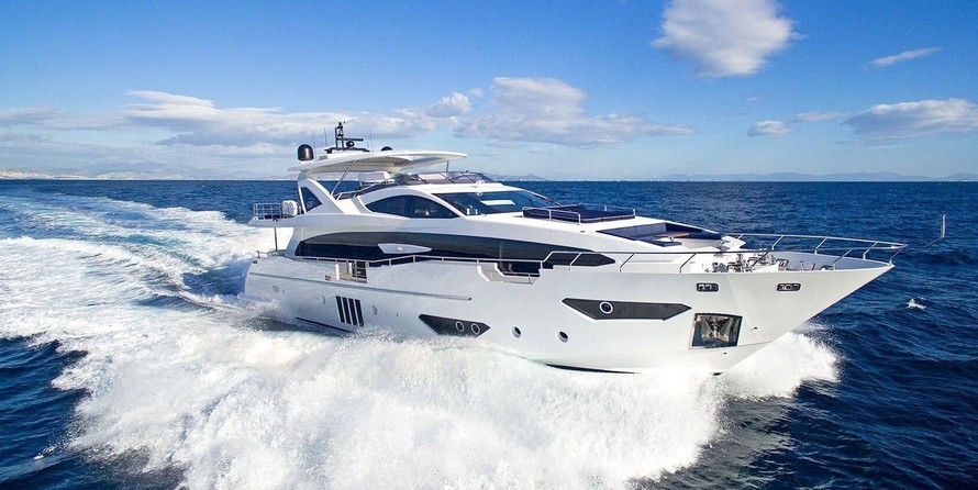 Azimut Grande 30 METRI