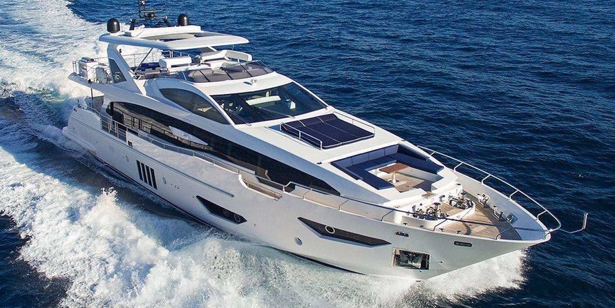 Azimut Grande 30 METRI