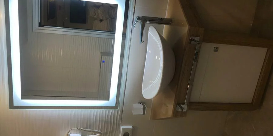 Luxury motor yacht pearl 60