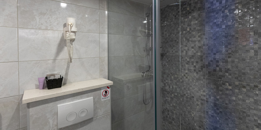 Luxury motor yacht pearl 60