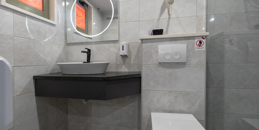 Luxury motor yacht pearl 60