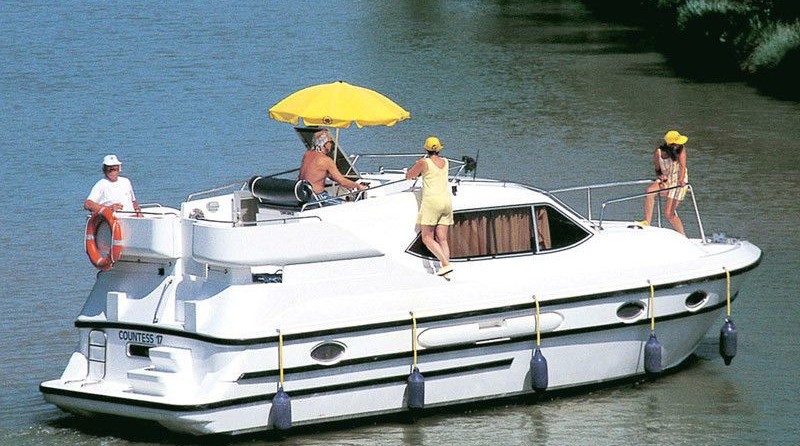 Le Boat Countess