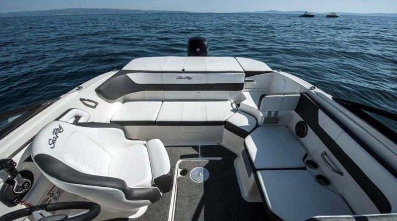 Sea ray 19 spx
