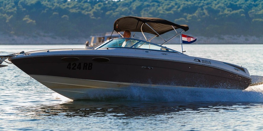 Sea ray 240