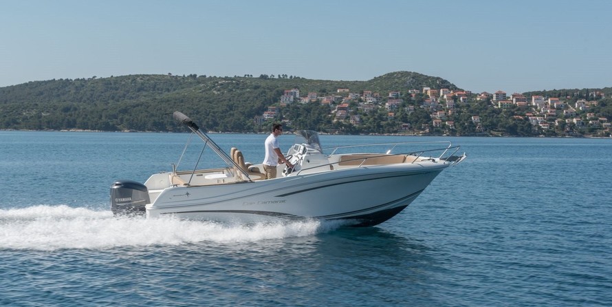 Jeanneau Cap Camarat 7.5 CC