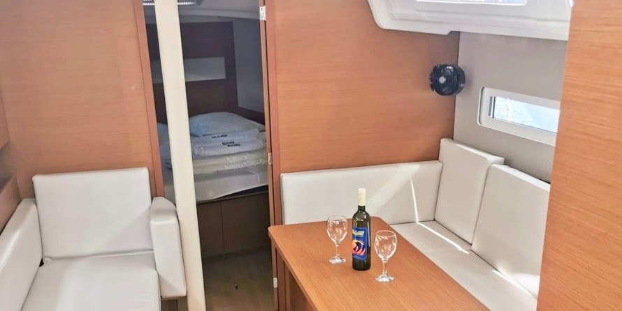 Jeanneau Sun Odyssey 410