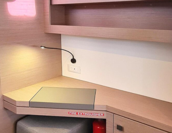 Fountaine Pajot Astréa 42