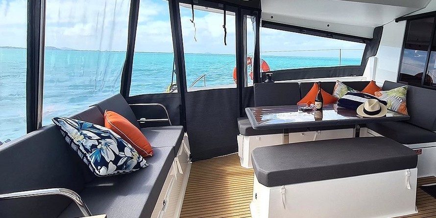 Fountaine Pajot Astréa 42