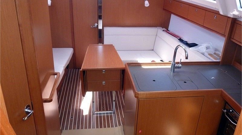 Bavaria 37 Cruiser
