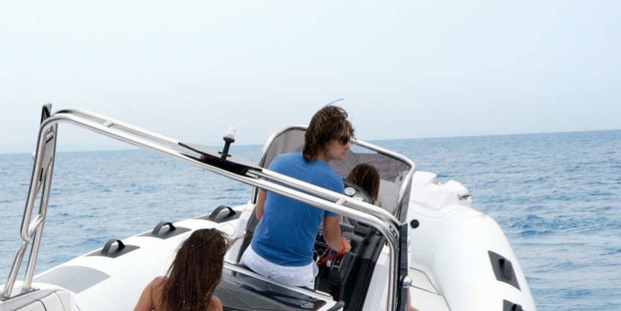 Cayman 23 Sport Touring