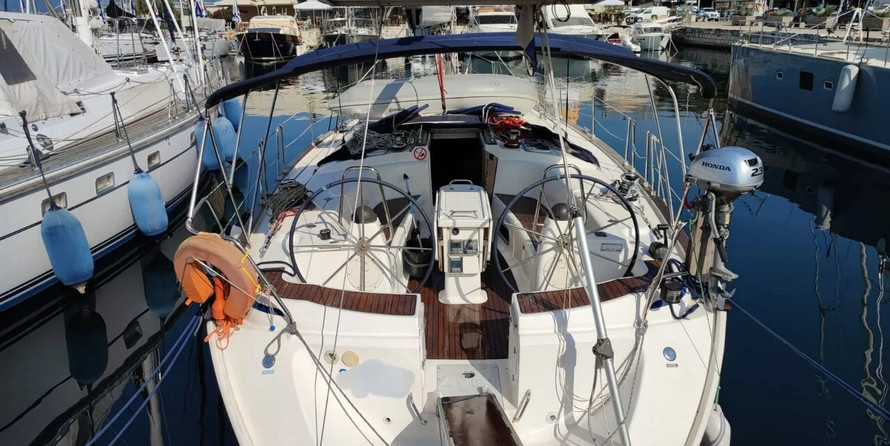 Bavaria 44
