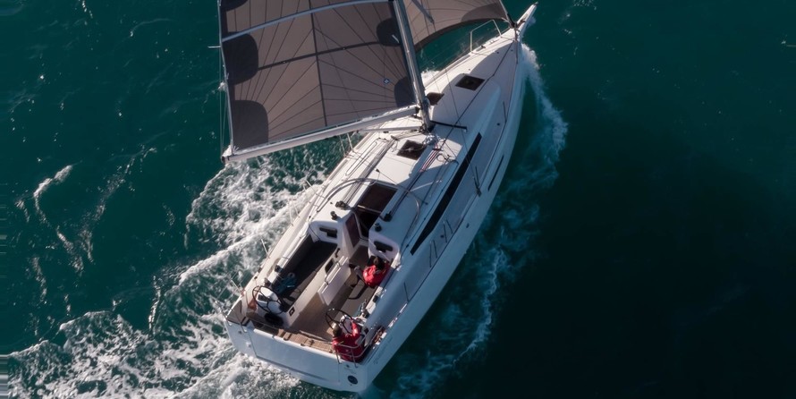 Jeanneau Sun Odyssey 380