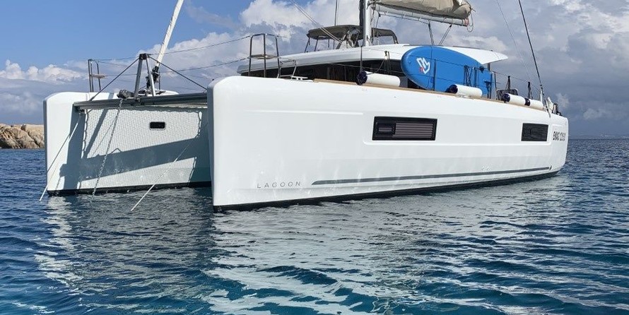 Lagoon 40