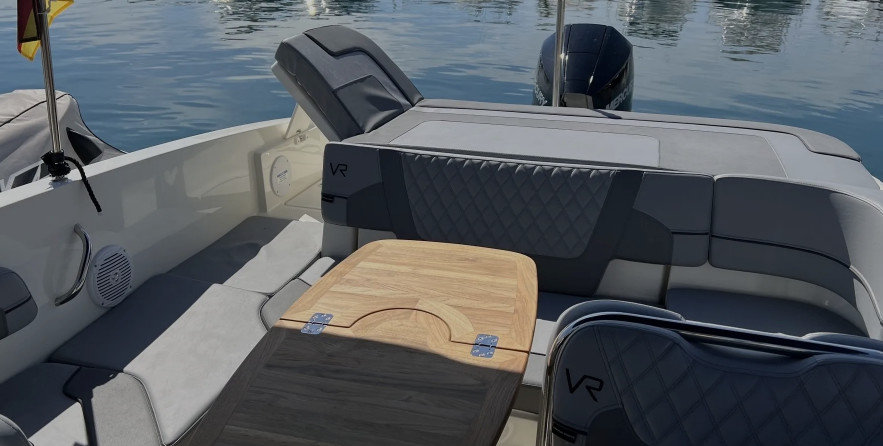 Bayliner VR6 BOWRIDER