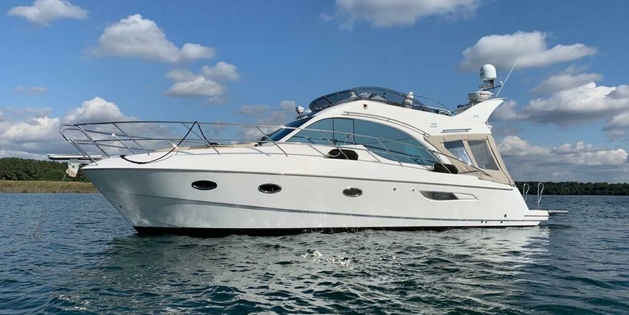 Galeon 390