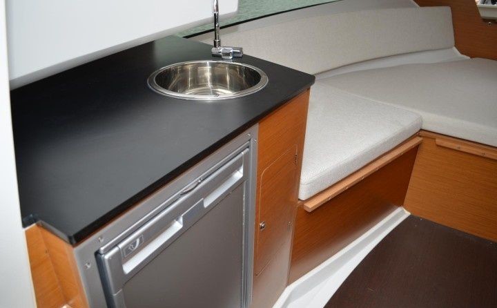 Jeanneau Cap Camarat 7.5 WA