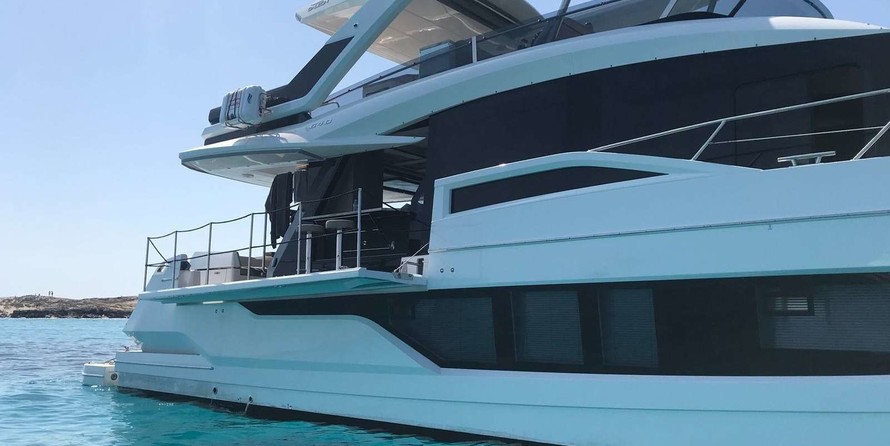 Galeon 640 FLY