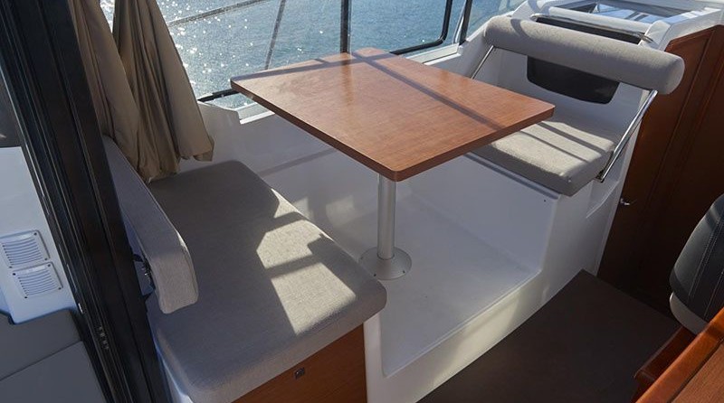 Jeanneau Merry Fisher 895