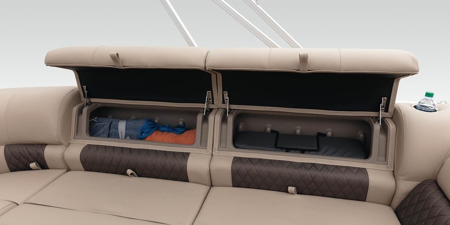 Sun Tracker Party Barge 22 XP3