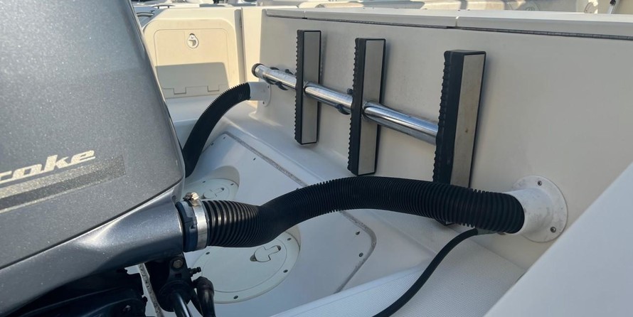 Pursuit 2870 center console