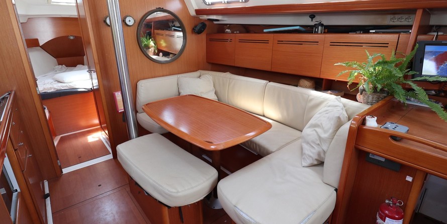 Beneteau Cyclades 43.3