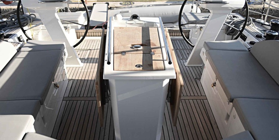 Beneteau Oceanis 51.1