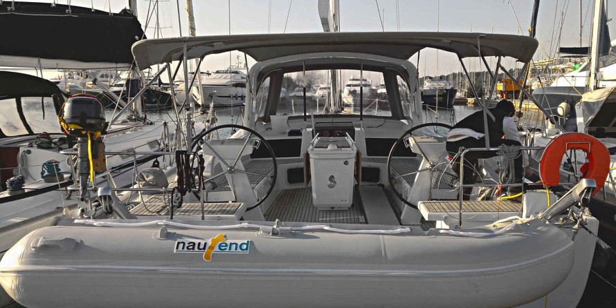 Beneteau Oceanis 51.1