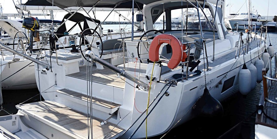 Beneteau Oceanis 51.1