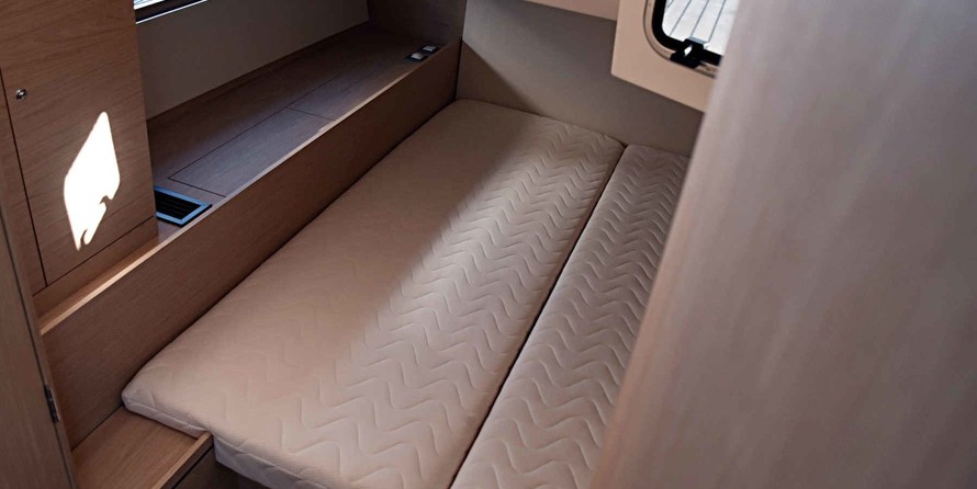 Beneteau Oceanis 51.1