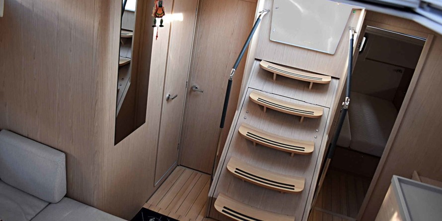 Beneteau Oceanis 51.1