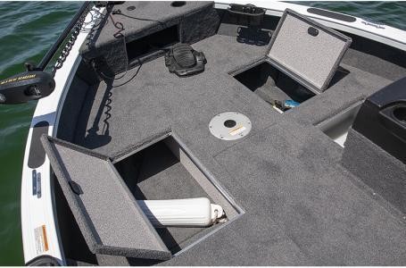 Crestliner 1750 Fish Hawk