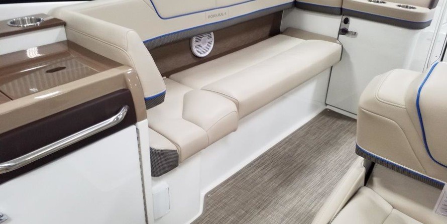 Formula 310 Bowrider