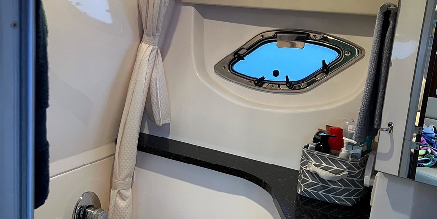 Regal 35 Sport Coupe