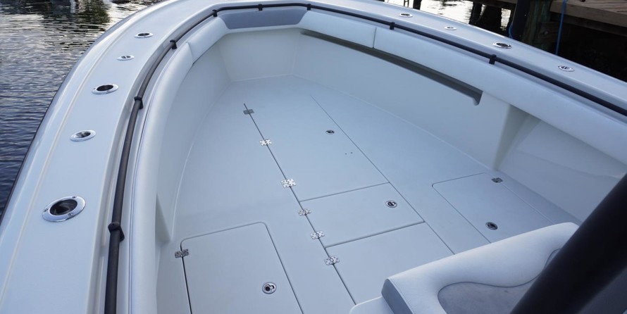 Yellowfin 32 offshore