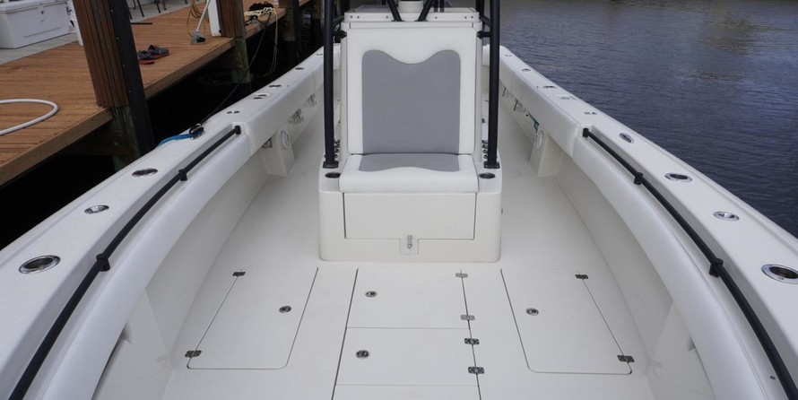 Yellowfin 32 offshore