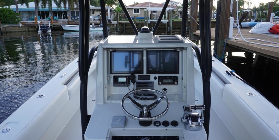 Yellowfin 32 offshore