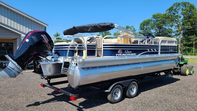 Sun Tracker SportFish 22 DLX