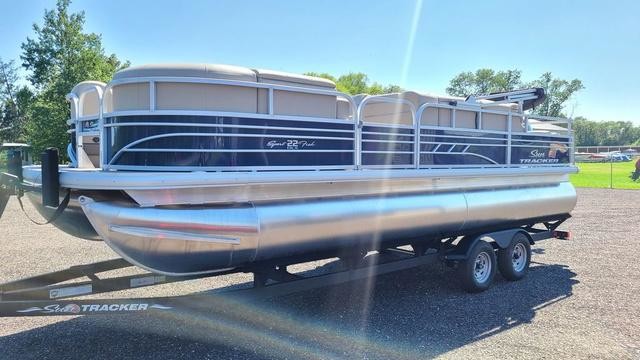 Sun Tracker SportFish 22 DLX