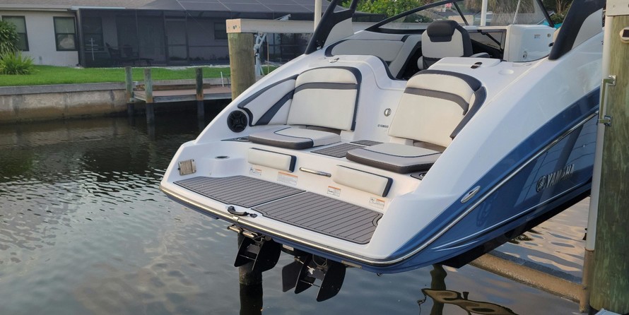 Yamaha 242 LIMITED S E-SERIES