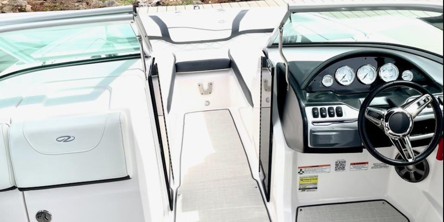 Regal 22 FasDeck
