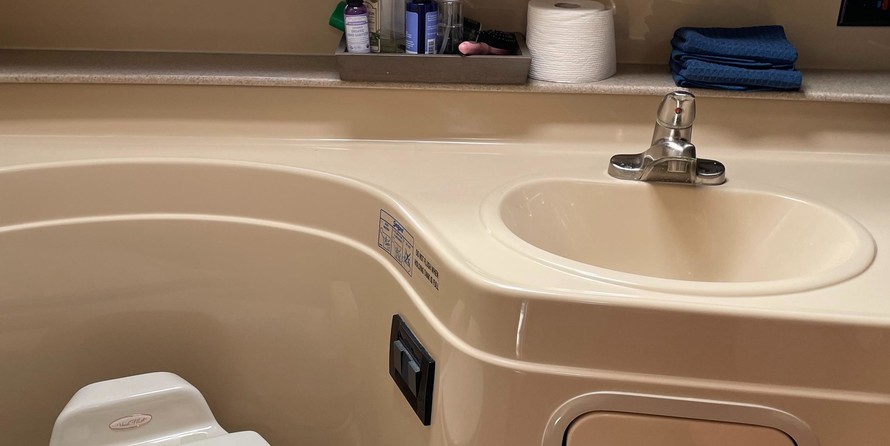 Cruisers Yachts 340 Express