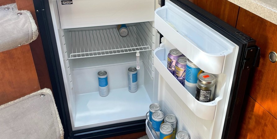 Cruisers Yachts 340 Express